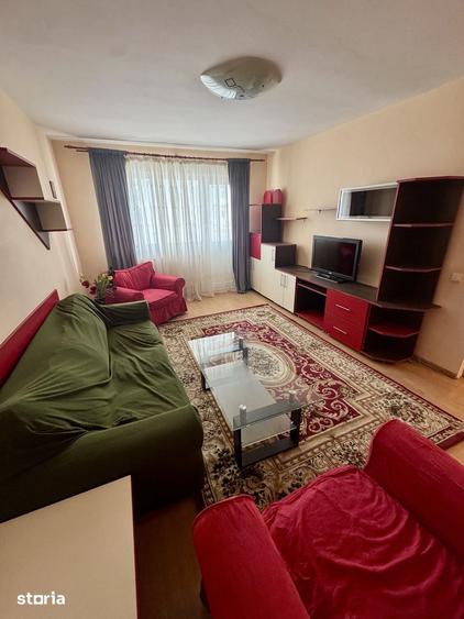 Apartament cu 3 camere în Unirii Nord