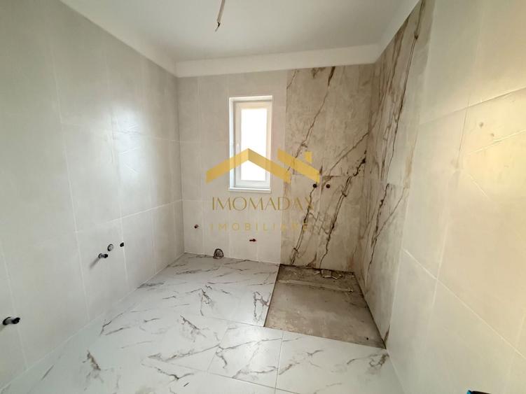 Duplex cu 4 camere cu Canalizare în Bucovăț (Remetea Mare)
