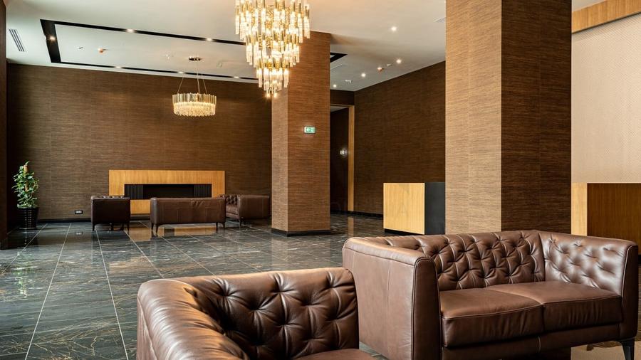 Penthouse cu 5 camere decomandat în Herăstrău