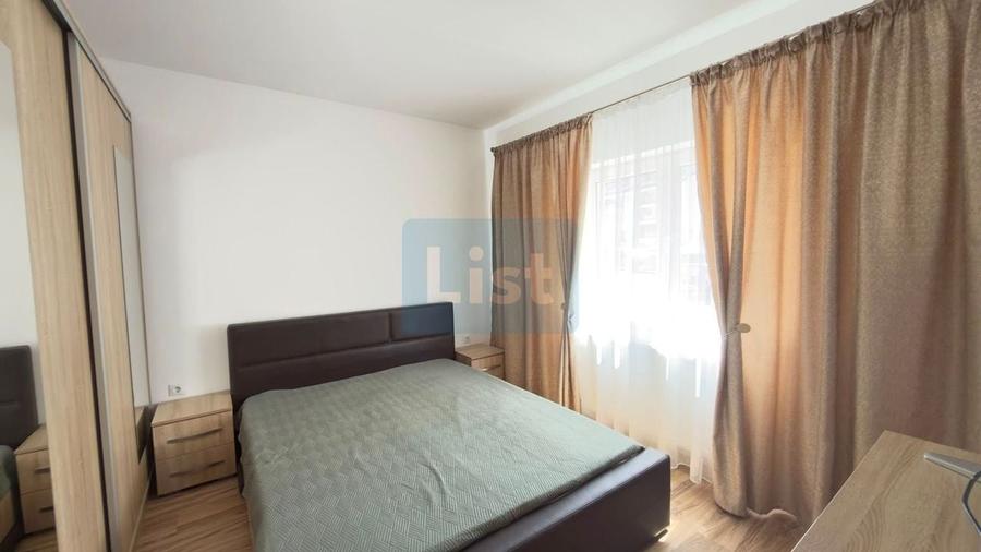 Apartament cu 3 camere semidecomandat, mobilat în Cisnădie