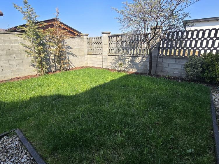 Casă cu 4 camere cu Teren 294 Mp în Șagului