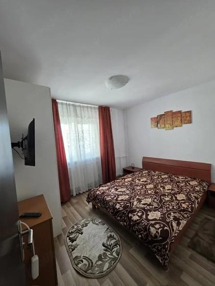 Apartament cu 2 camere semidecomandat în Păcii