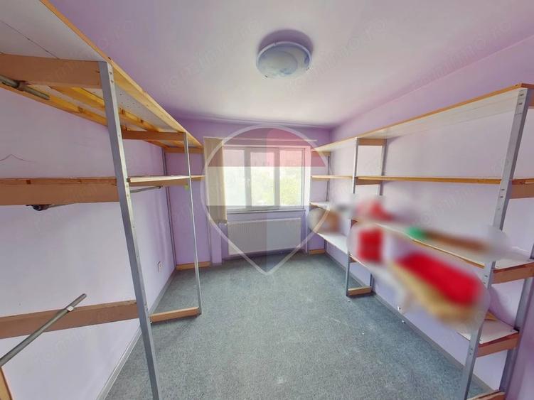 Apartament cu 4 camere în Central