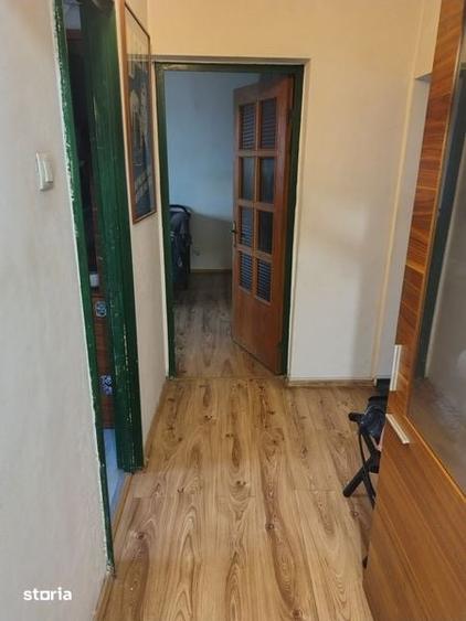Apartament cu 3 camere în Tineretului