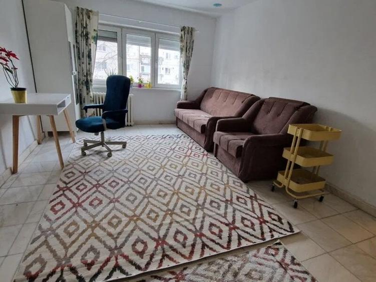 Apartament cu 2 camere decomandat în Timpuri Noi