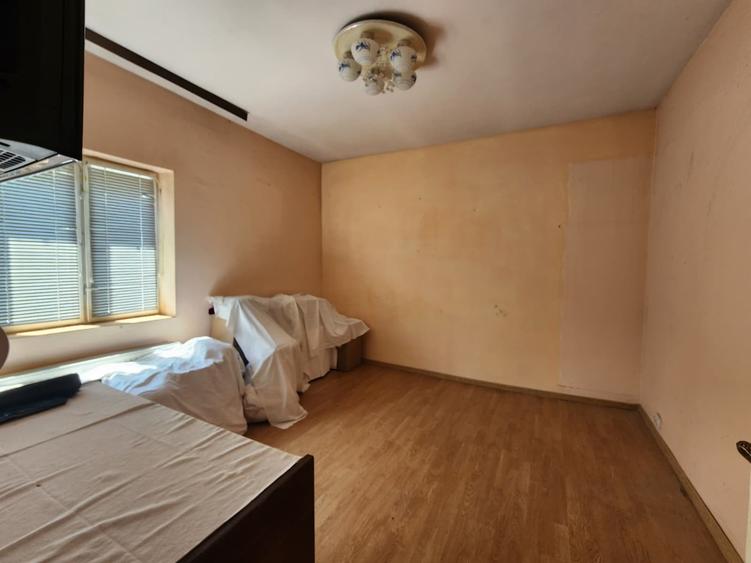 Duplex cu 4 camere cu Canalizare în Nicolina