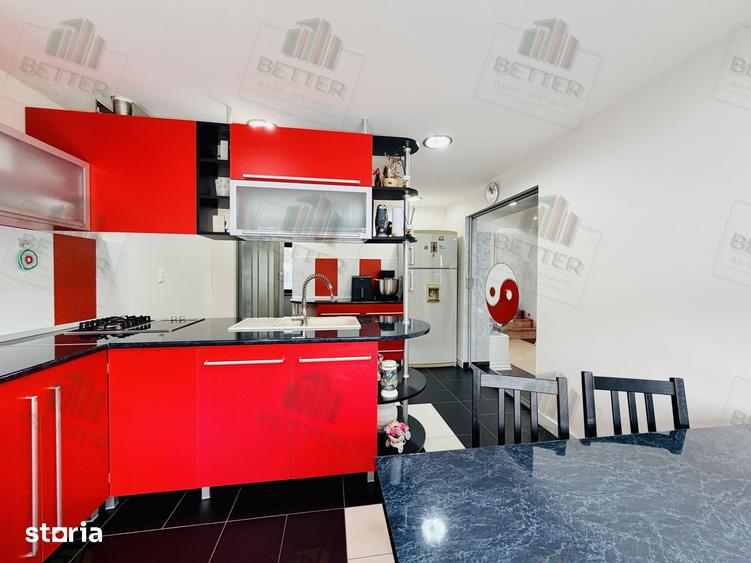 Vila spa?ioasa P+1E+M, 5 camere, garaj ?i teren de 462 mp - 6