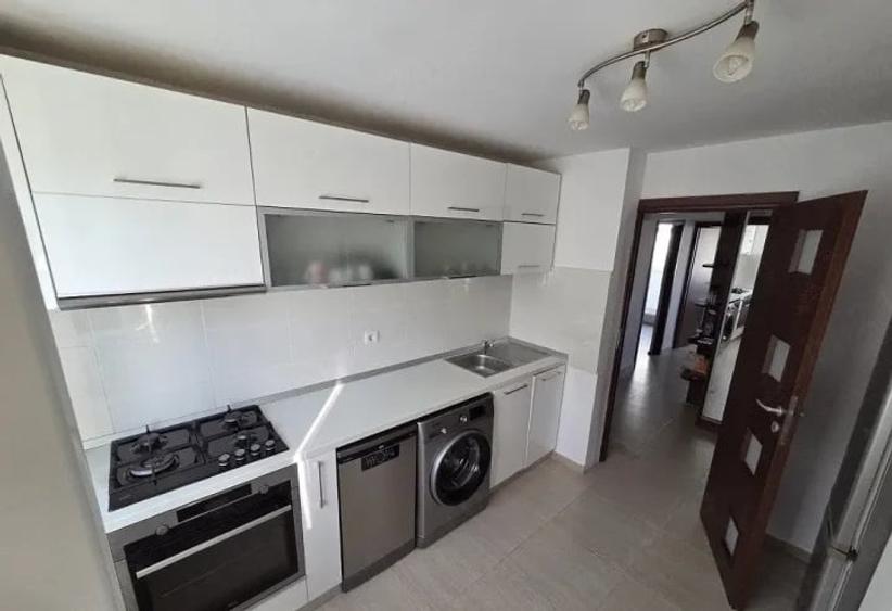 Închiriere Apartament 3 camere în Theodor Pallady, zona Trapezului, decomandat - 2