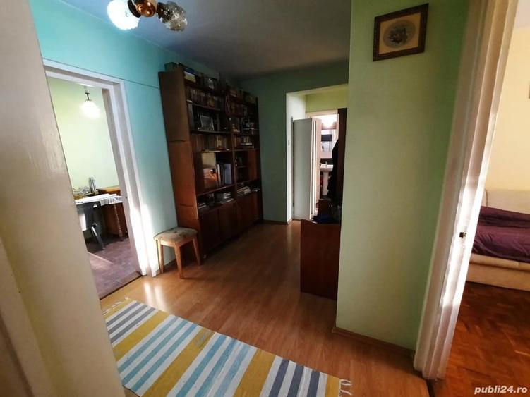 Apartament cu 3 camere decomandat în Ștrand