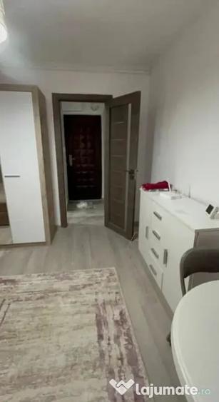 Garsonieră semidecomandată în Centrul Civic