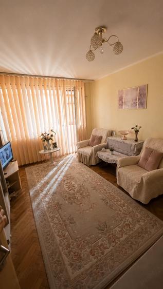 Apartament cu 2 camere semidecomandat în Muncii
