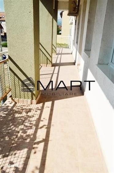 Apartament cu 3 camere decomandat în Ștrand
