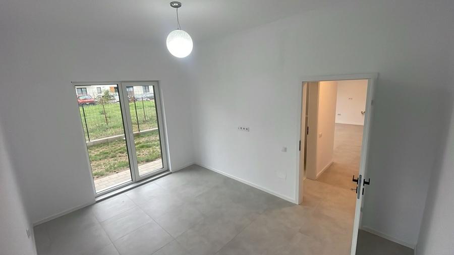 Apartament cu 2 camere decomandat în Florești