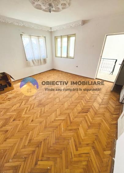 Casă cu 5 camere cu Canalizare în Ciritei