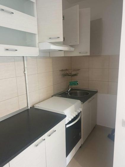 Garsonieră semidecomandată în Central