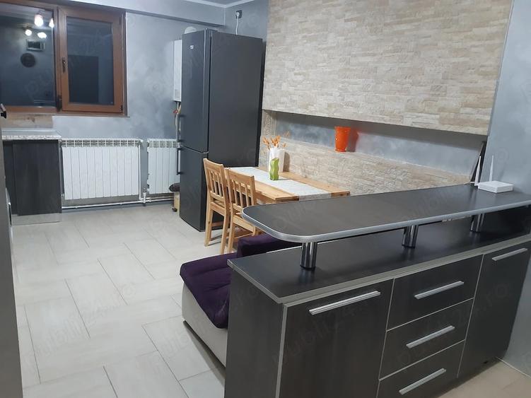 Garsonieră decomandată în Micro 21