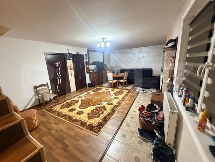 Casă cu 4 camere cu Teren 484 Mp în Popoveni