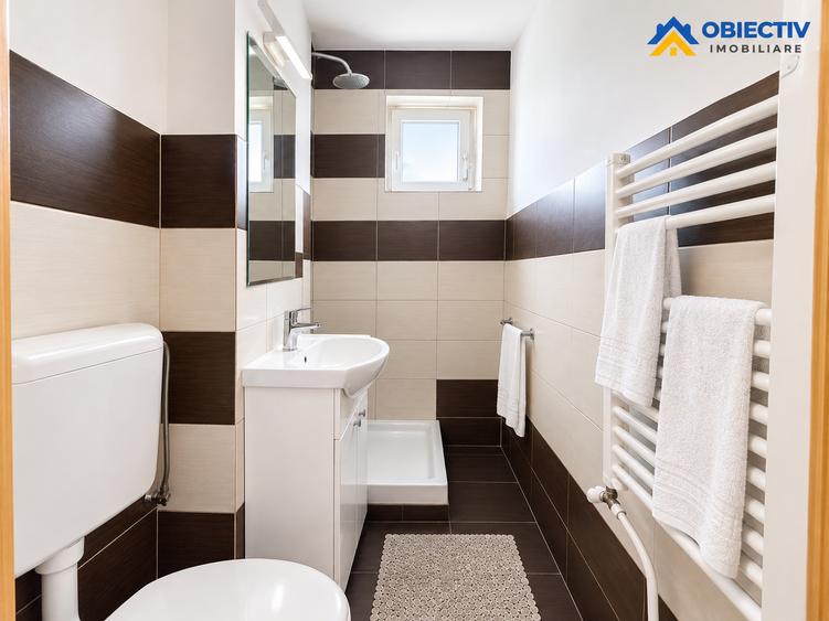 Apartament cu 4 camere semidecomandat în Dărmănești