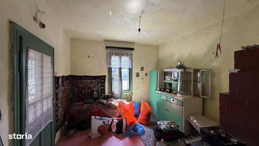 Casa cu anexe si teren 988 mp, deschidere la 3 strazi - 5