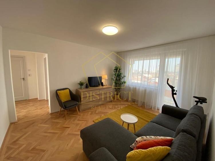 Apartament cu 3 camere semidecomandat, mobilat în Central