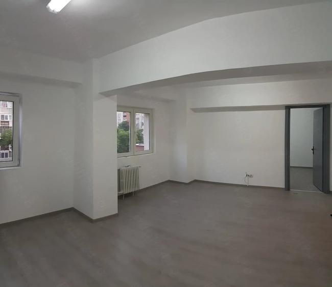 Birou, de 90 mp, în Timpuri Noi