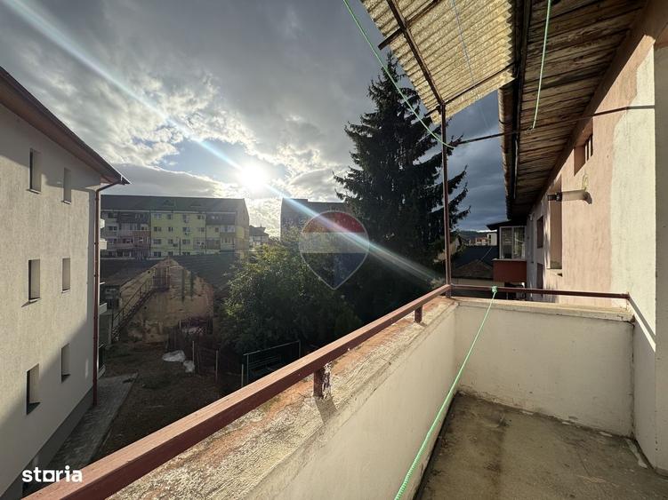 Apartament 2 camere, central Medias Str. Ion Creanga, etaj 2, balcon - 9