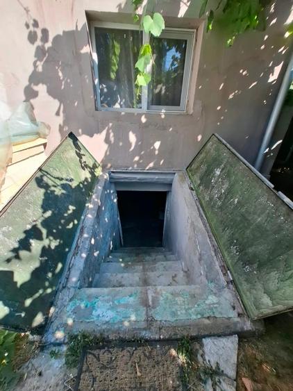 Casă individuală cu 5 camere cu Canalizare în Cerneți