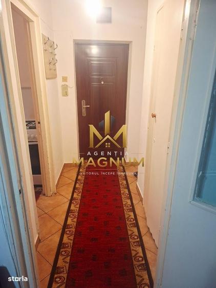 Apartament cu 2 camere semidecomandat în Independenței