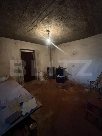 Spațiu comercial, de 700 mp, în Moreni