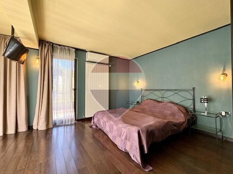 Casă individuală cu 6 camere cu Teren 1010 Mp în Noua