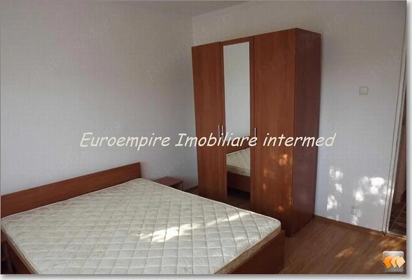 Apartament cu 2 camere decomandat, mobilat în Dacia