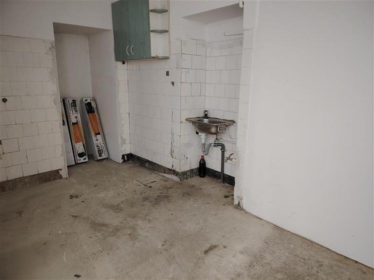 Spațiu comercial, de 277 mp, în Ultracentral