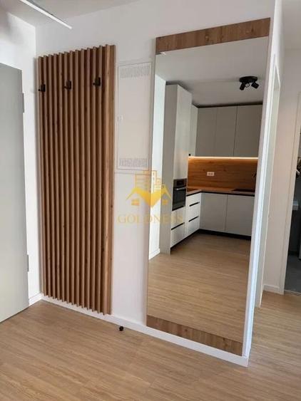 Apartament cu 2 camere semidecomandat, mobilat în Semicentral