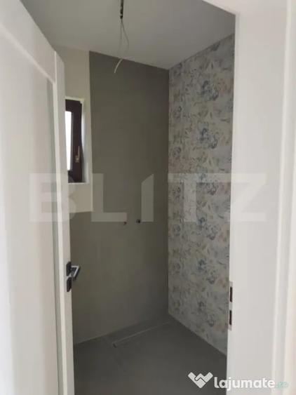 Casă cu 4 camere cu Teren 350 Mp în Central