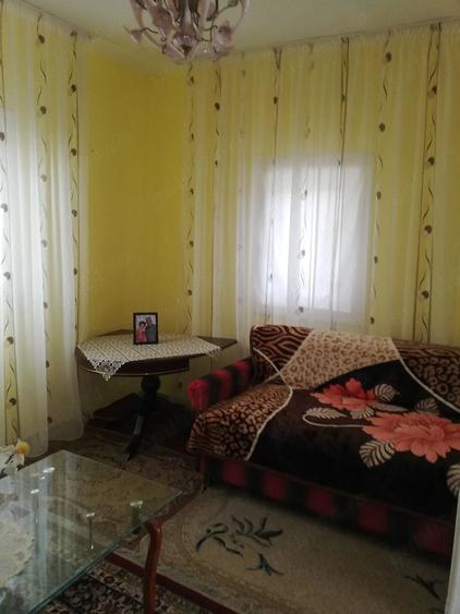 Casă cu 3 camere cu Teren 864 Mp în Siliștea
