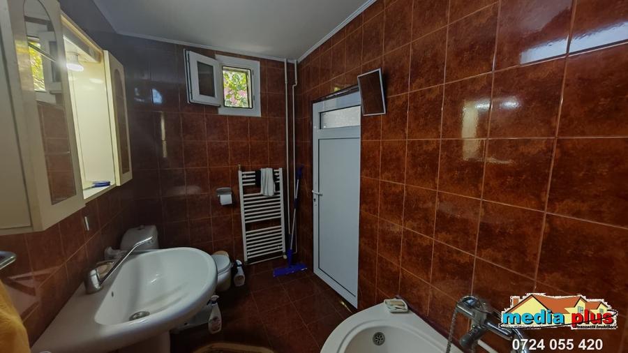 Casă individuală cu 4 camere cu Garaj în Bd. Coșbuc