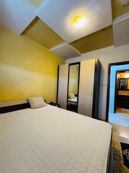 Apartament cu 3 camere decomandat, mobilat în Dacia