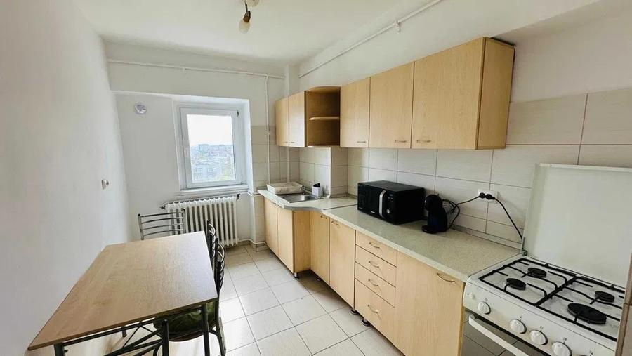 Apartament cu 2 camere decomandat în Zorilor