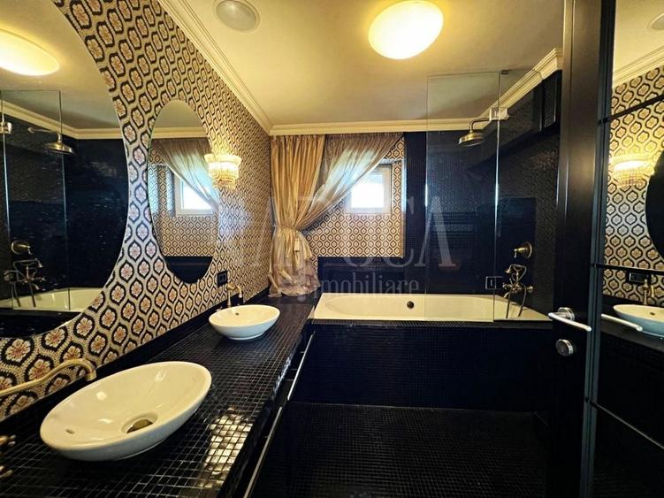 Apartament cu 3 camere semidecomandat în Plopilor