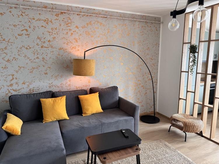 Apartament cu 2 camere semidecomandat în Sânpetru