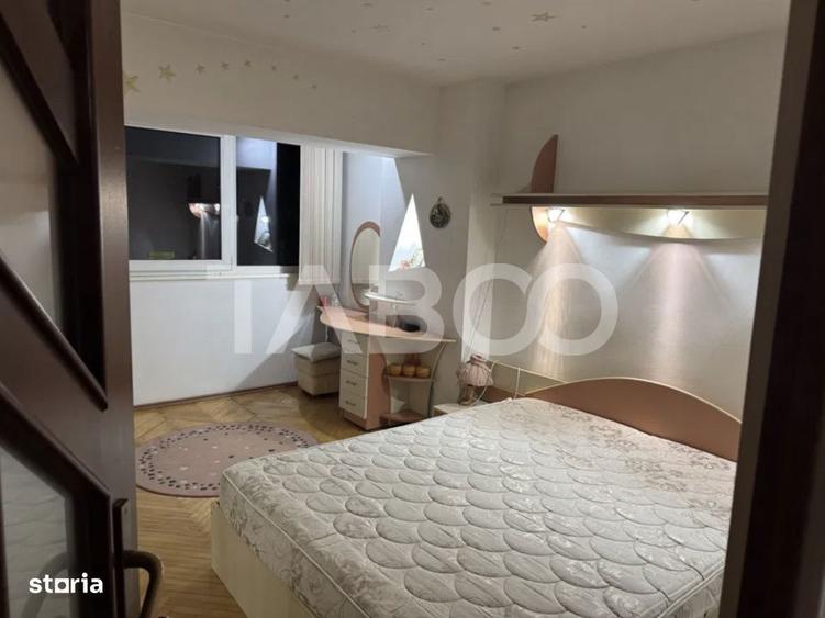 Apartament cu 4 camere, mobilat în Plopilor