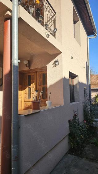Casă cu 1 camere cu Canalizare în Central