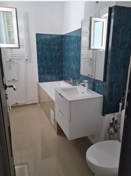 Apartament cu 2 camere semidecomandat în Titan