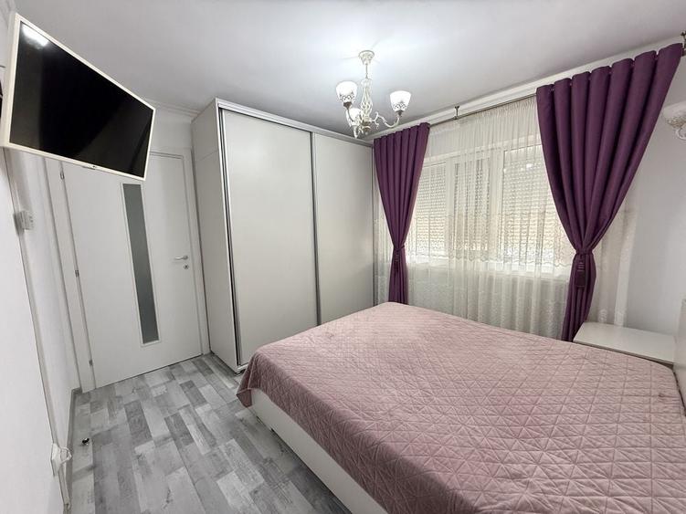 Apartament cu 2 camere decomandat în Micro 5