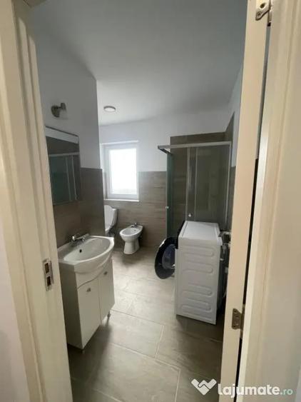 Casă cu 3 camere cu Teren 300 Mp în Ipotești
