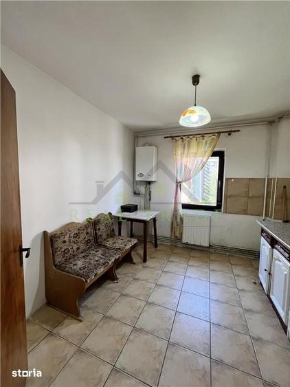 Apartament cu 2 camere decomandat în Centrul Civic