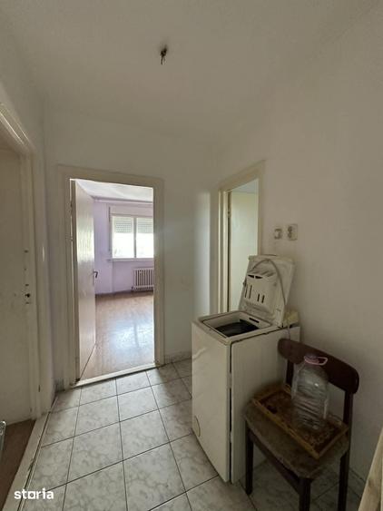 Apartament cu 3 camere decomandat în Solidarității