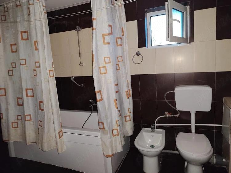 Garsonieră decomandată în Central