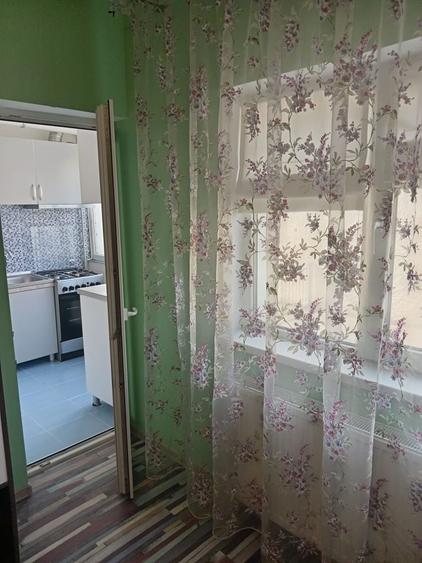 Apartament cu 2 camere decomandat în Vișan