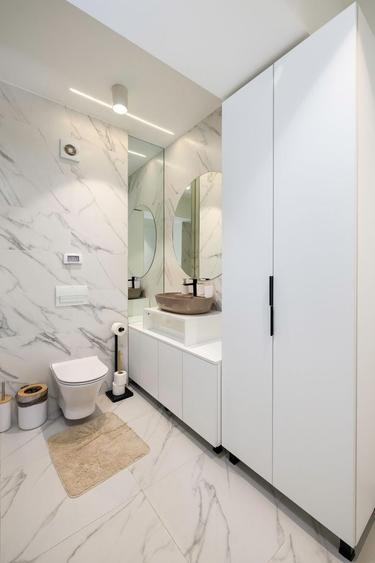 Apartament cu 3 camere, mobilat în Parcul Carol